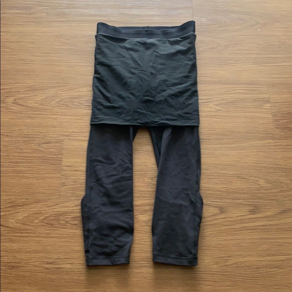 lululemon crops with mini skirt